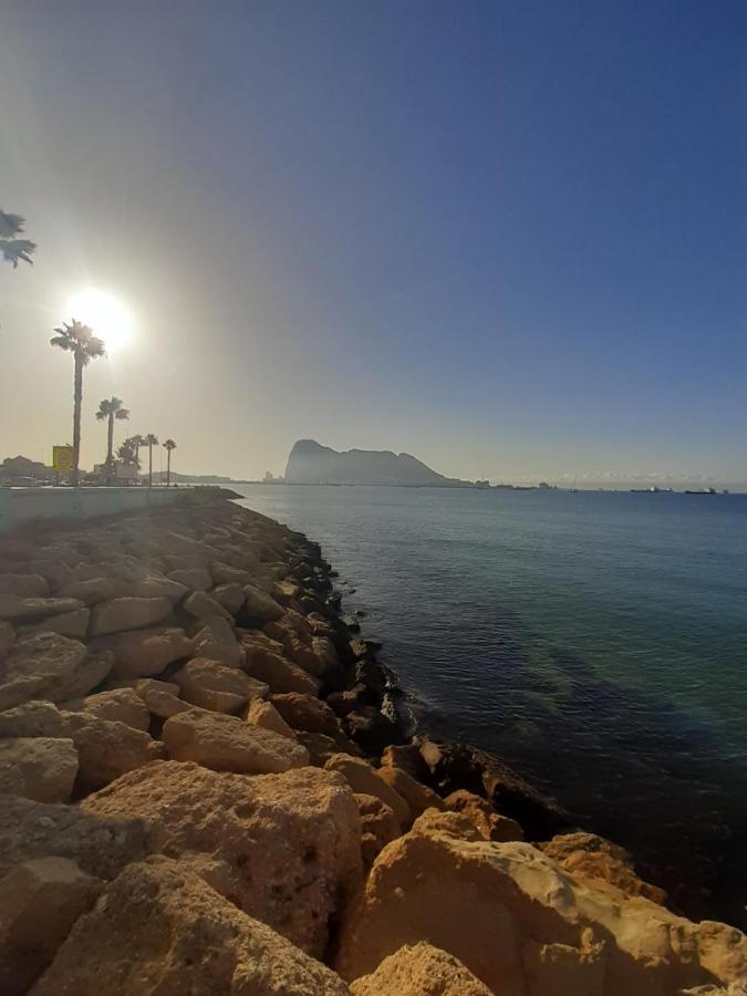 Gibraltar Views Guest House La Línea de la Concepción 외부 사진
