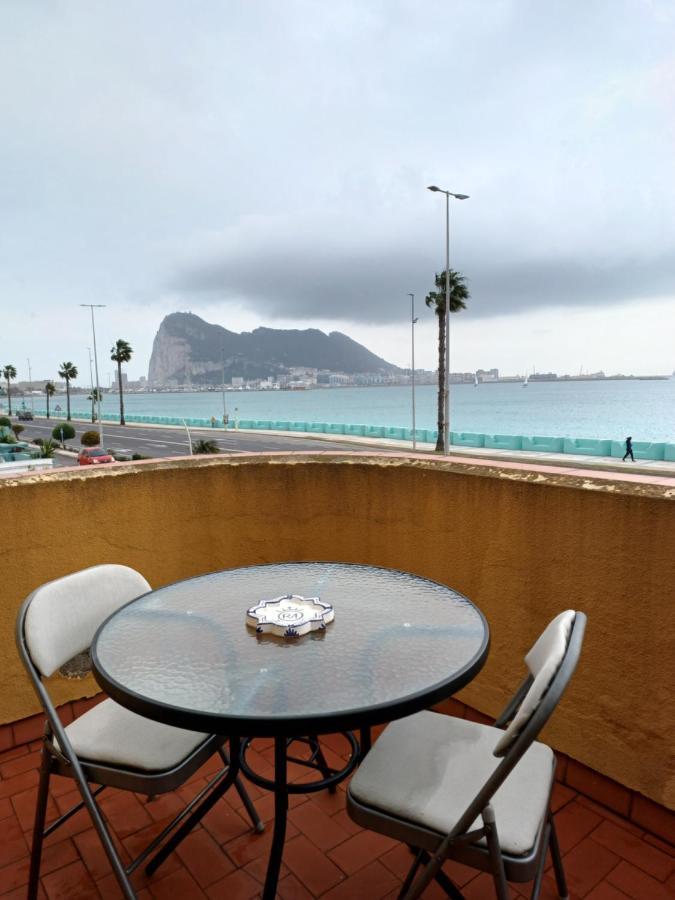 Gibraltar Views Guest House La Línea de la Concepción 외부 사진