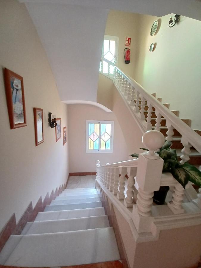 Gibraltar Views Guest House La Línea de la Concepción 외부 사진