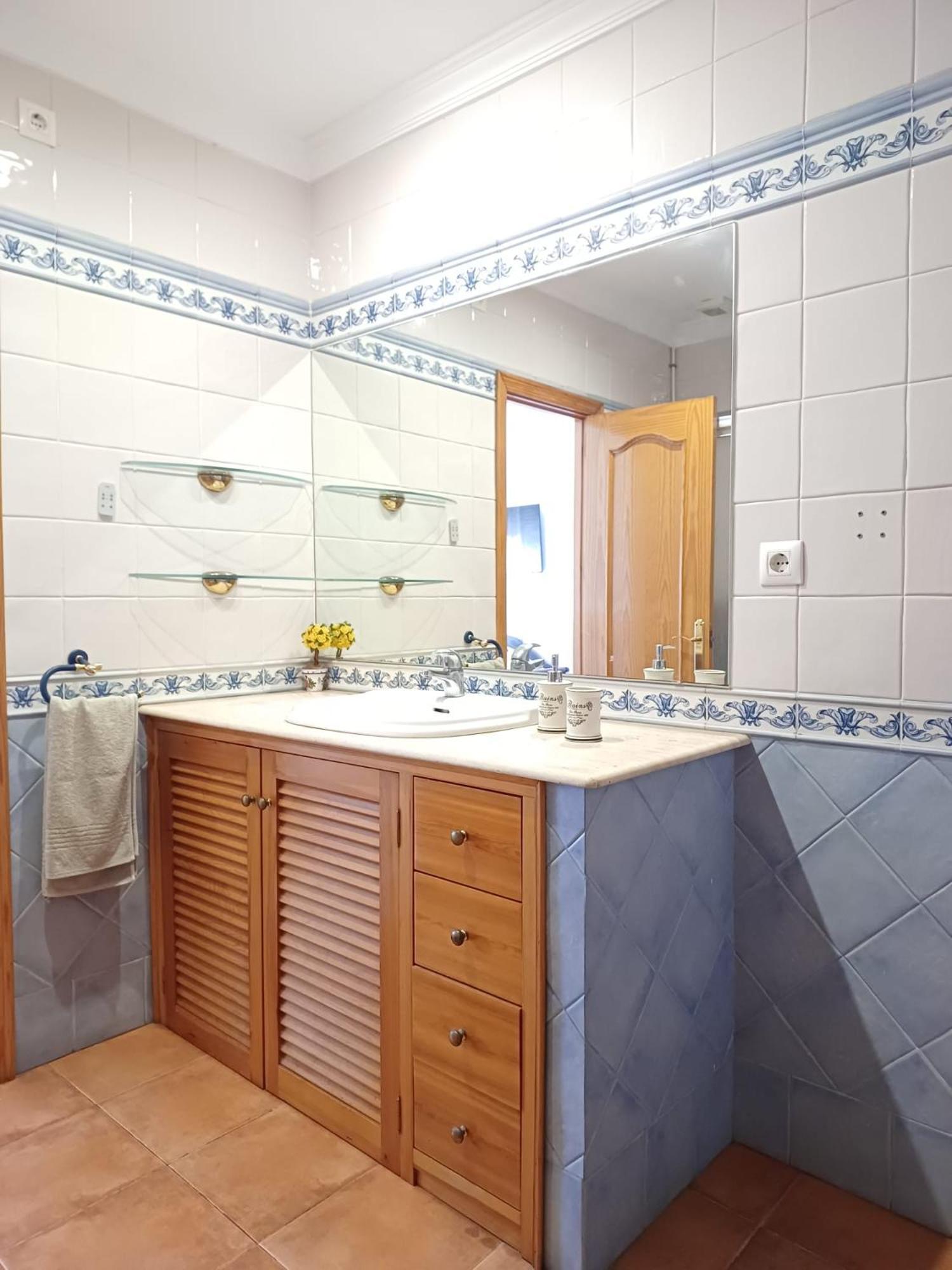 Gibraltar Views Guest House La Línea de la Concepción 외부 사진